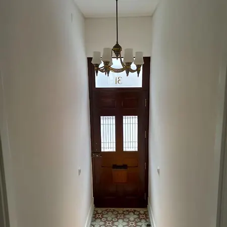 Red House Garden Apartment